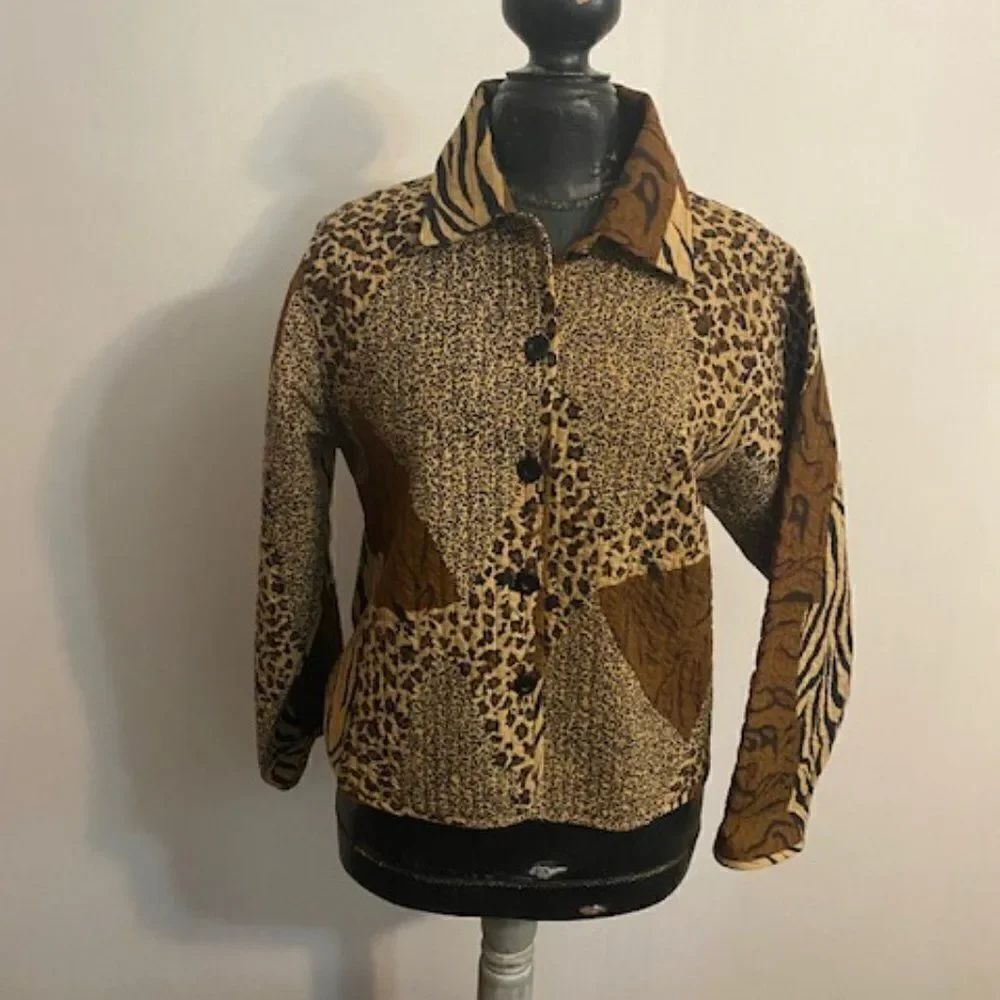 Keren Hart Quilted Leopard print button-front jacket, size XL